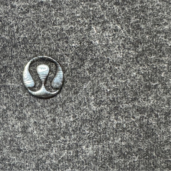 Lululemon Cropped Leggings Gray Size 10 (No Tag) - Picture 3 of 4